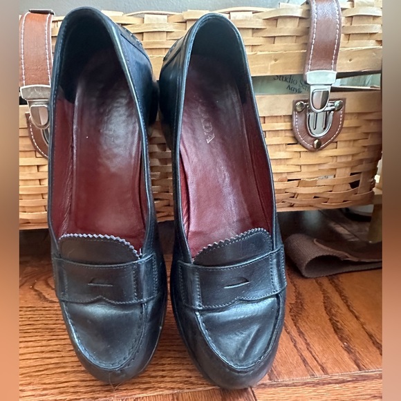 Prada Loafers - Picture 5 of 6